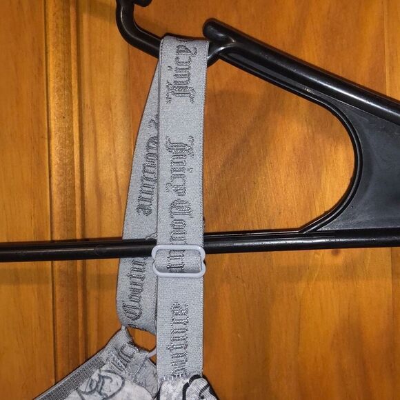 Juicy couture grey logo spell out bra size 42D - Picture 3 of 4